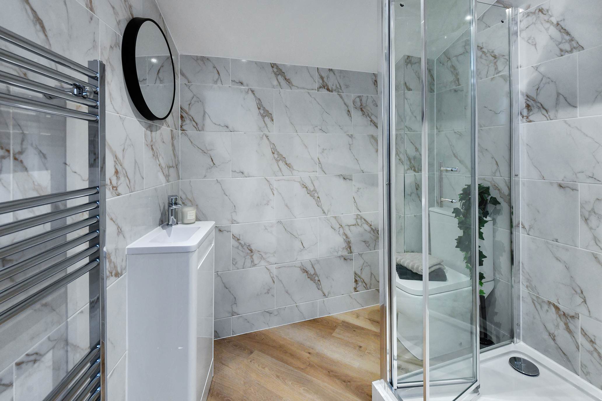 En-suite shower room at 64 Derbyshire Lane